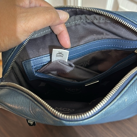 MCM Messenger Bag - Picture 9 of 9